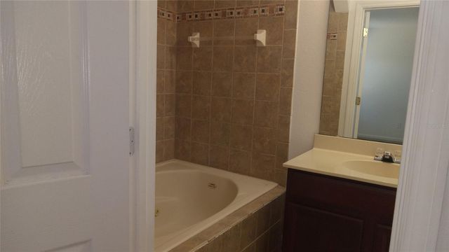 10309 PARK COMMONS DRIVE, Orlando, FL 32832