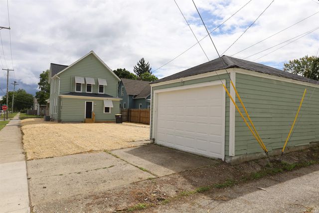 1143 Saint Marys Avenue, Fort Wayne, IN 46808