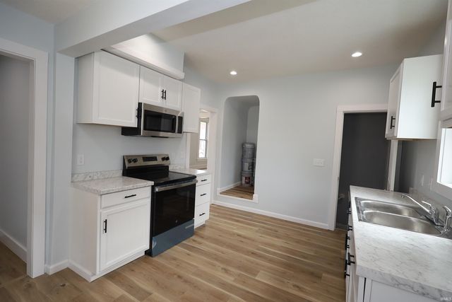 1143 Saint Marys Avenue, Fort Wayne, IN 46808