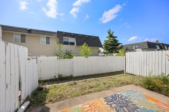 3794 Conroy Trail, Inver Grove Heights, MN 55076