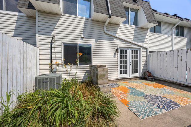 3794 Conroy Trail, Inver Grove Heights, MN 55076