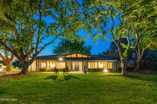 2755 W Avenue N, Palmdale, CA 93551