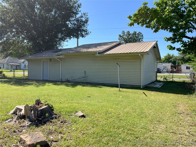 701 NW 3rd Street, Stigler, OK 74462