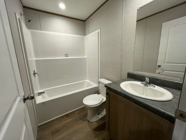 3014 Mockingbird Road, Merriam Woods, MO 65740