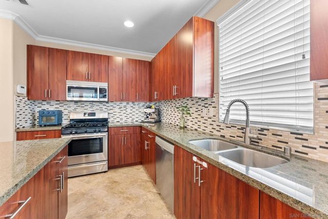 2405 Copper Way, Carlsbad, CA 92009