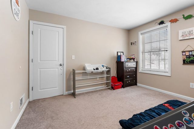 15 Double Brook Road, Manchester, NH 03109