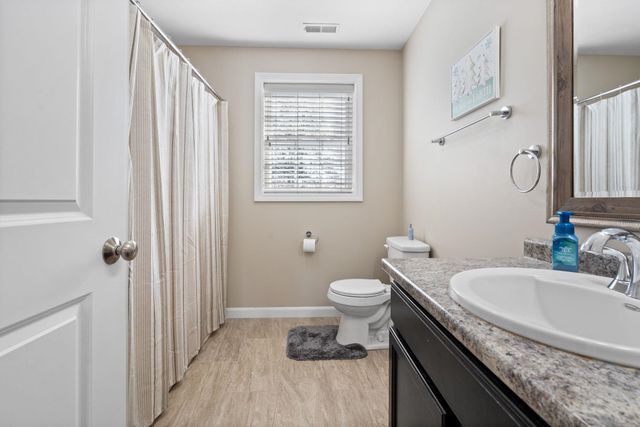 15 Double Brook Road, Manchester, NH 03109