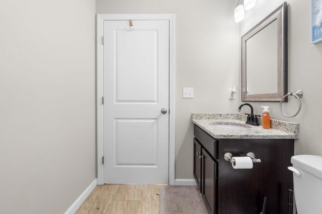 15 Double Brook Road, Manchester, NH 03109