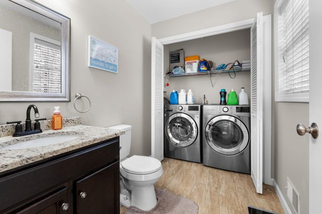 15 Double Brook Road, Manchester, NH 03109