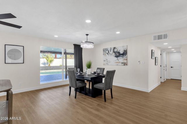 1524 W MISSION Lane, Phoenix, AZ 85021