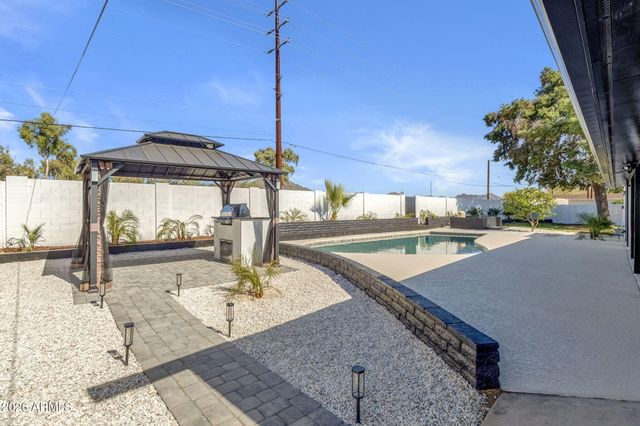 1524 W MISSION Lane, Phoenix, AZ 85021