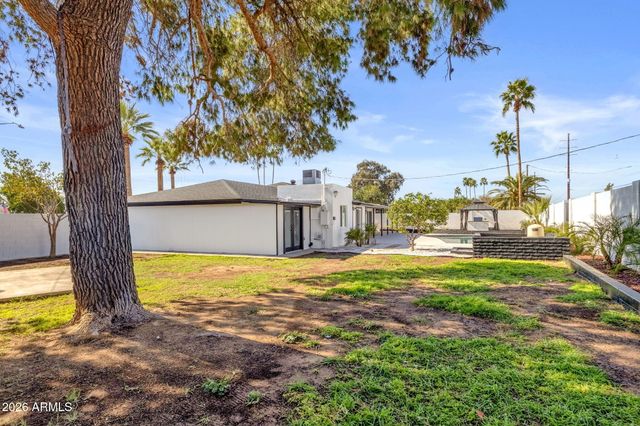 1524 W MISSION Lane, Phoenix, AZ 85021