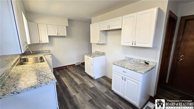 21 East Benton Street, Dunkirk, NY 14048