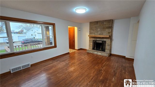 21 East Benton Street, Dunkirk, NY 14048