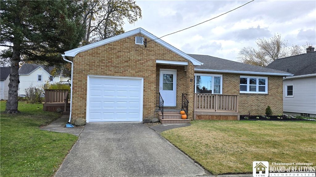 21 East Benton Street, Dunkirk, NY 14048