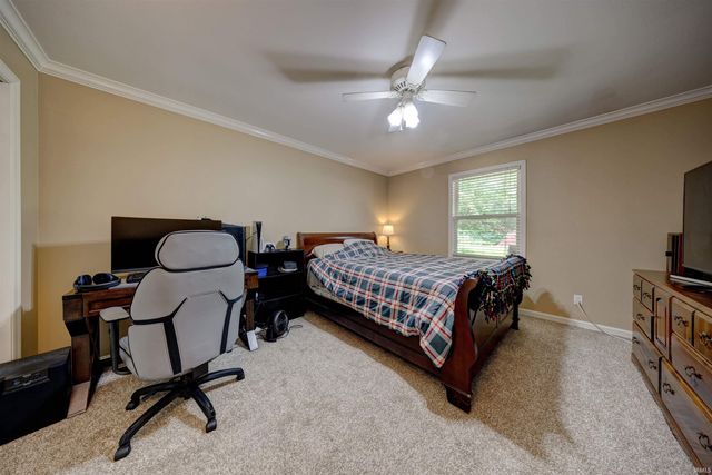 4077 Frame Road, Newburgh, IN 47630