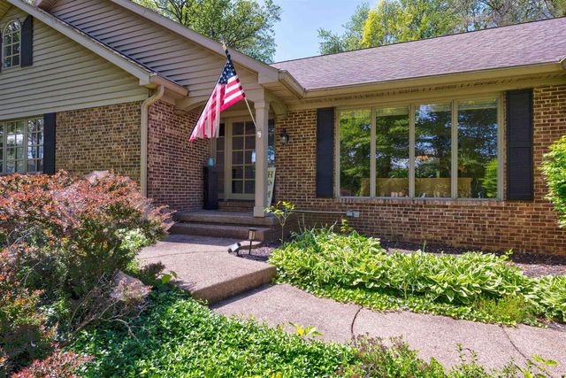 4077 Frame Road, Newburgh, IN 47630