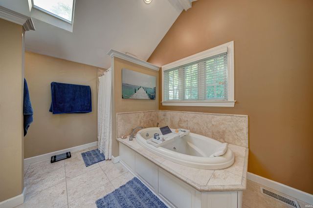 4077 Frame Road, Newburgh, IN 47630