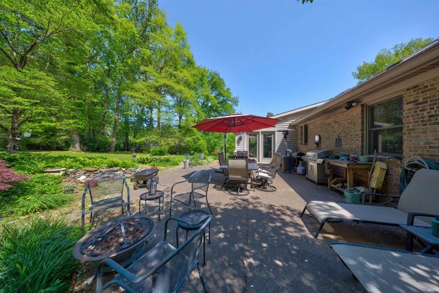 4077 Frame Road, Newburgh, IN 47630
