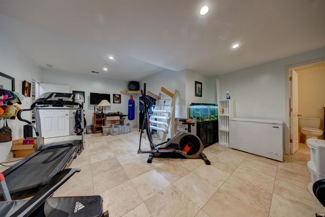 4077 Frame Road, Newburgh, IN 47630
