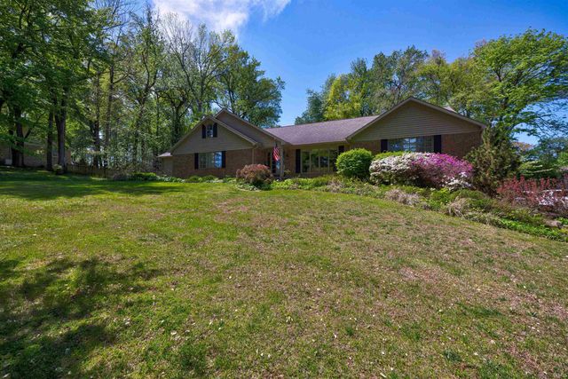 4077 Frame Road, Newburgh, IN 47630