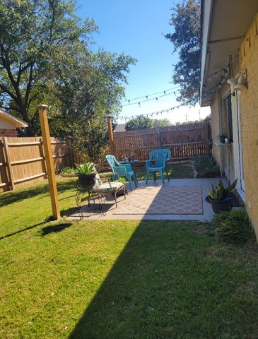 4829 ASH GLEN Lane, The Colony, TX 75056