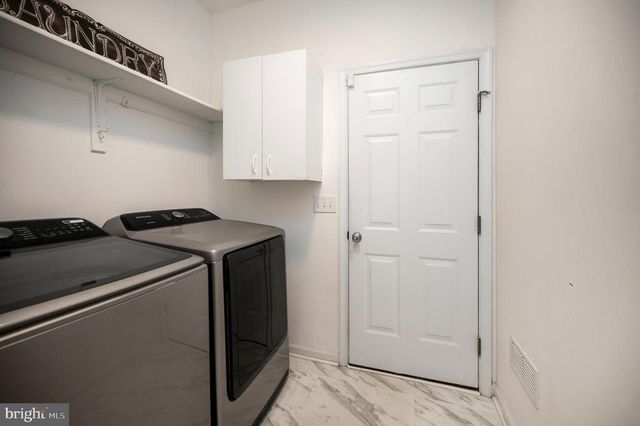 204 WAKEFIELD DR, Locust Grove, VA 22508