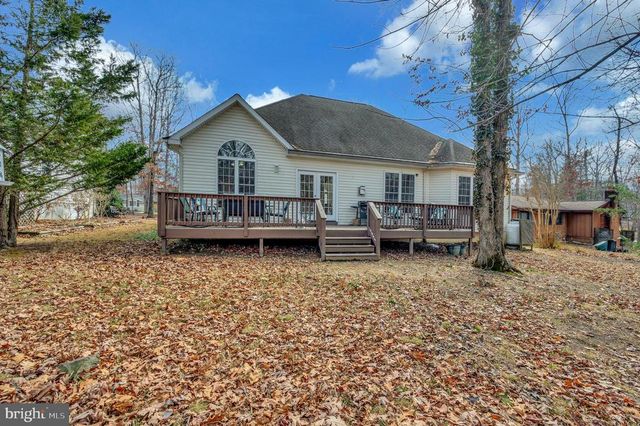 204 WAKEFIELD DR, Locust Grove, VA 22508