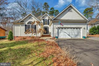 204 WAKEFIELD DR, Locust Grove, VA 22508