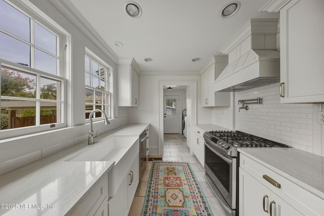 1365 BELVEDERE Avenue, Jacksonville, FL 32205