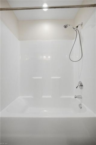 2702 Faulkner DR, Chesapeake, VA 23321