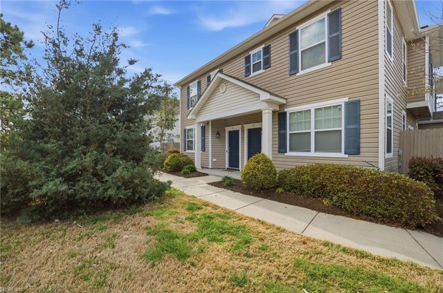 2702 Faulkner DR, Chesapeake, VA 23321