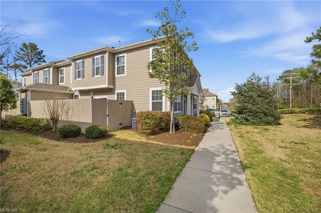 2702 Faulkner DR, Chesapeake, VA 23321