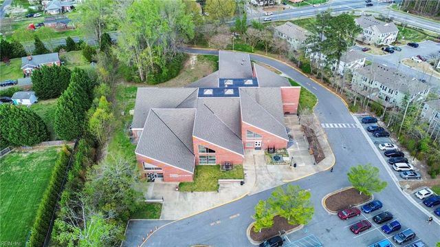 2702 Faulkner DR, Chesapeake, VA 23321