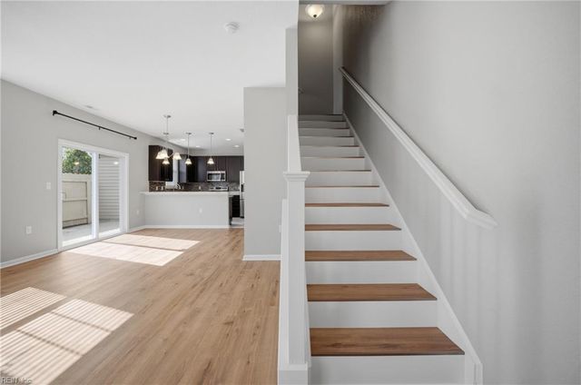 2702 Faulkner DR, Chesapeake, VA 23321