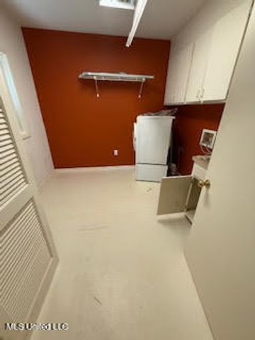 2021 S Petit Bois Street, Jackson, MS 39211