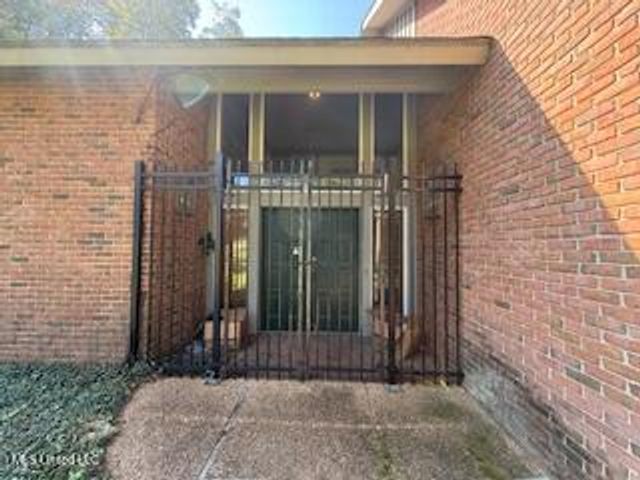2021 S Petit Bois Street, Jackson, MS 39211
