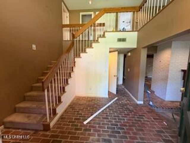 2021 S Petit Bois Street, Jackson, MS 39211