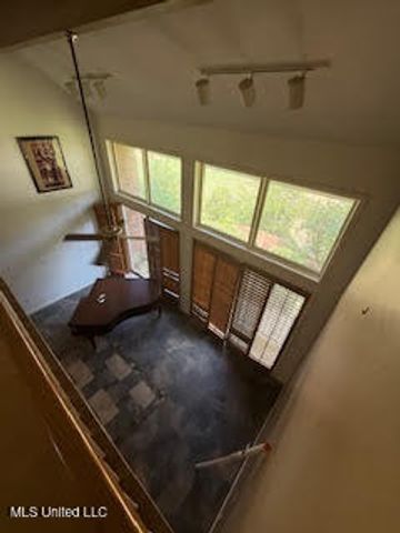 2021 S Petit Bois Street, Jackson, MS 39211