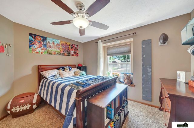 5315 N 11th Street, Lincoln, NE 68521