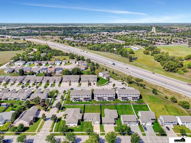 5315 N 11th Street, Lincoln, NE 68521