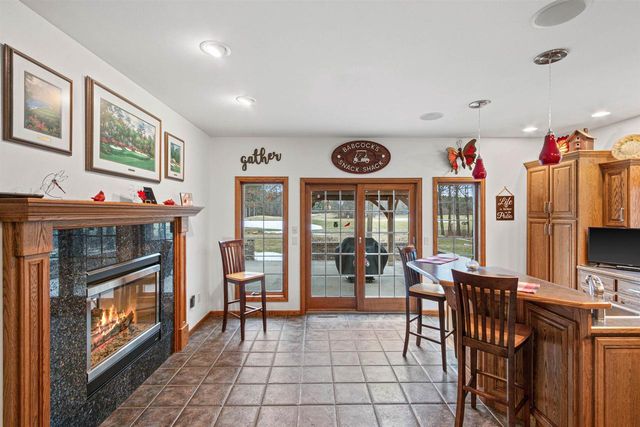 1366 Sawgrass Drive, Nekoosa, WI 54457