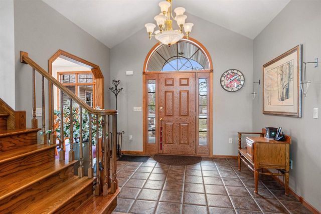 1366 Sawgrass Drive, Nekoosa, WI 54457