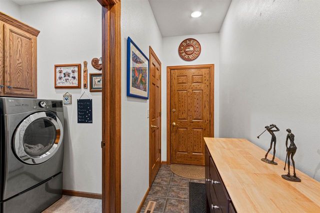 1366 Sawgrass Drive, Nekoosa, WI 54457