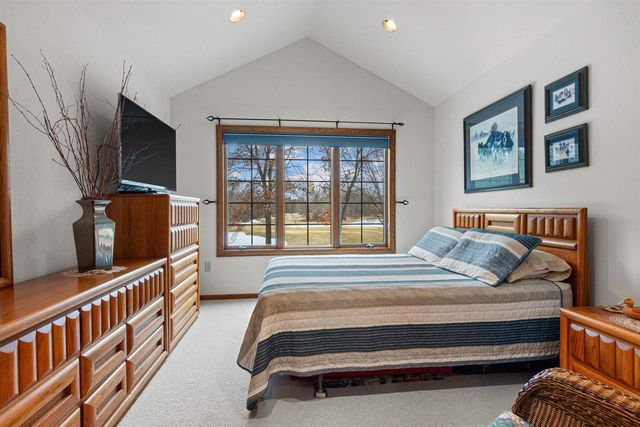 1366 Sawgrass Drive, Nekoosa, WI 54457