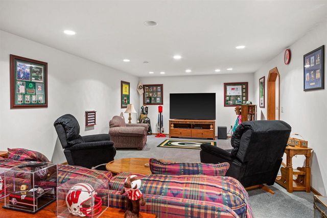 1366 Sawgrass Drive, Nekoosa, WI 54457