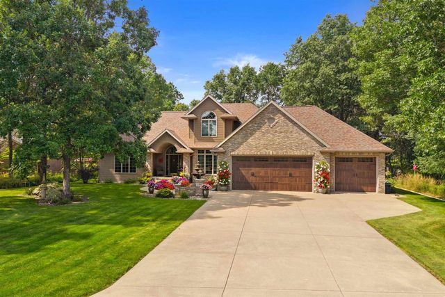 1366 Sawgrass Drive, Nekoosa, WI 54457