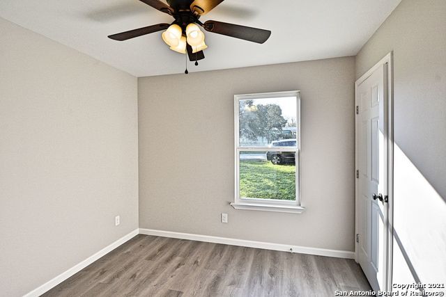 438 Forshage Blvd, Seguin, TX 78155