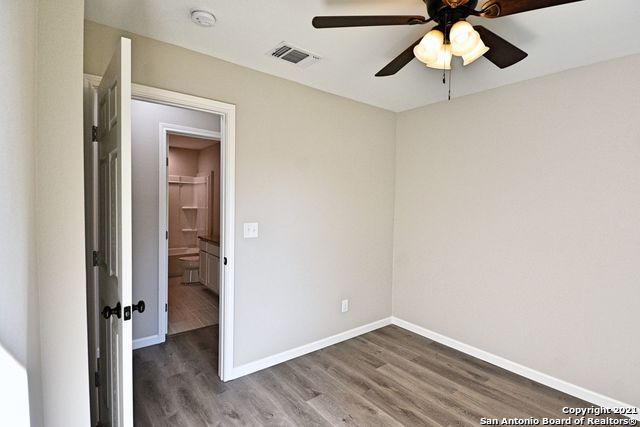 438 Forshage Blvd, Seguin, TX 78155