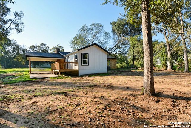 438 Forshage Blvd, Seguin, TX 78155